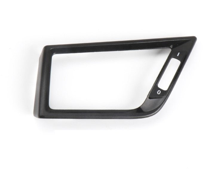 Moldura P/ Grelha Ventilação Frontal Esquerda Preto Brilhante BMW X1 E84 2010 - 2015 - GTD Car Parts