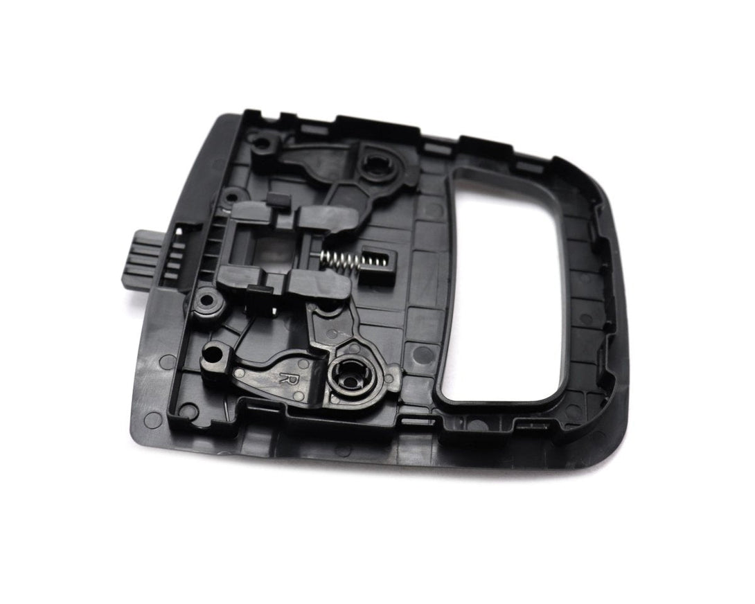 Puxador Tampa da Mala Preto BMW Série 5 X5 G05 G31 2018 - 2023 Versão 1 - GTD Car Parts